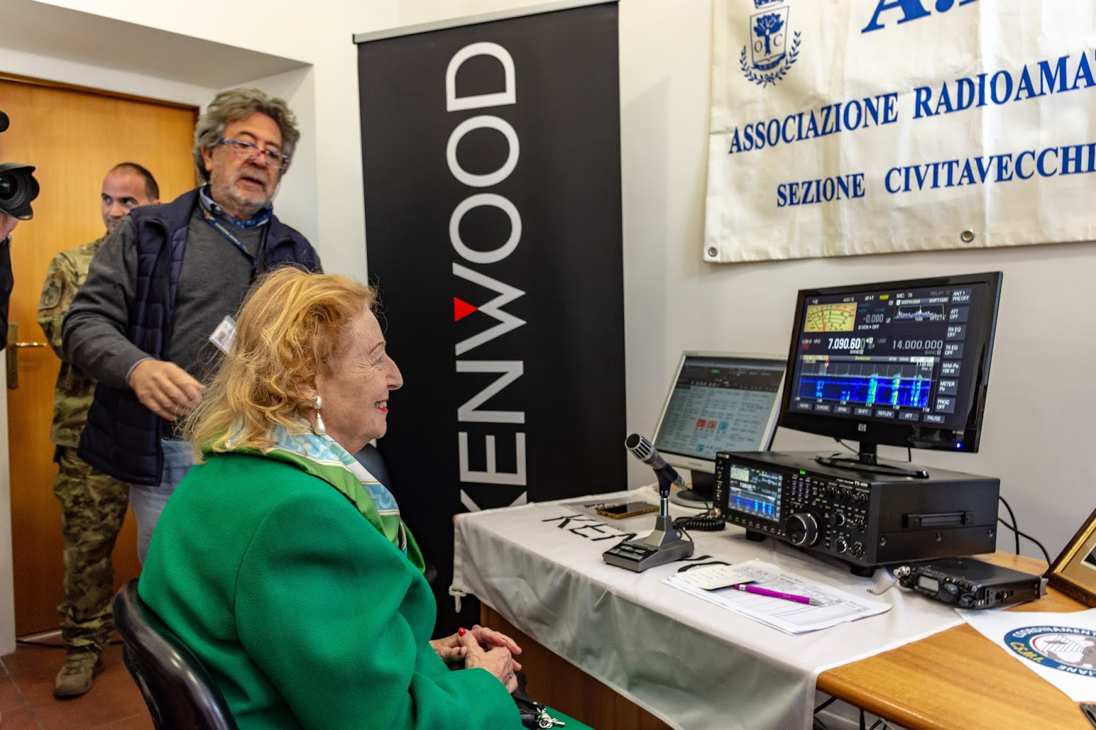 LA PRINCIPESSA ELETTRA MARCONI DEDICA UN MESSAGGIO VIA RADIO A TUTTI I RADIOAMATORI